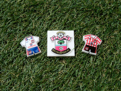 1996-1997 Southampton Set of 3 Fridge magnets
