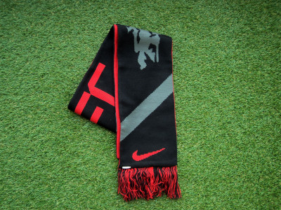 Manchester United Nike scarf