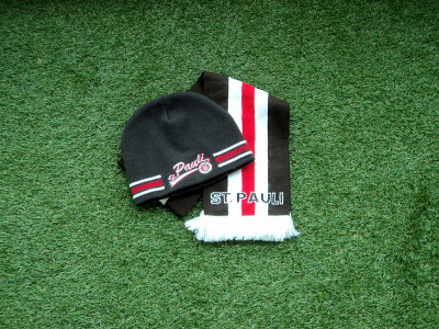 St.Pauli scarf & beanie set 