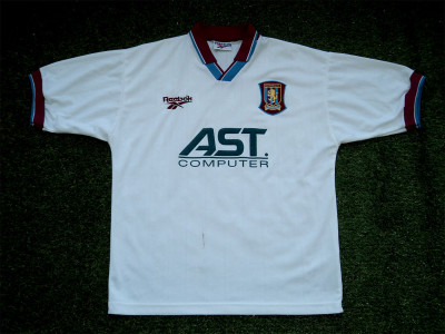 1996-1998 Aston Villa away shirt - Medium (38'' - 40'')