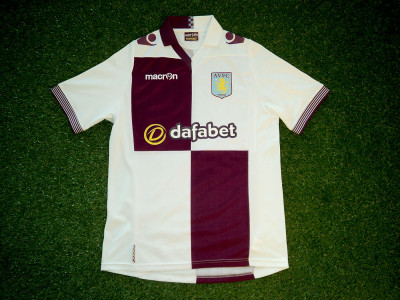 2013-2014 Aston Villa away shirt - Medium