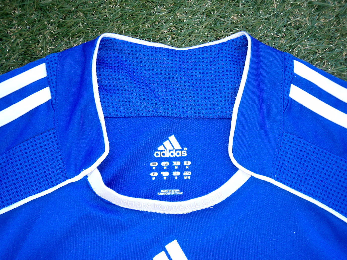 2006-2008 Chelsea home shirt - Medium