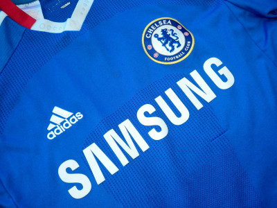 2010-2011 Chelsea home shirt - Small