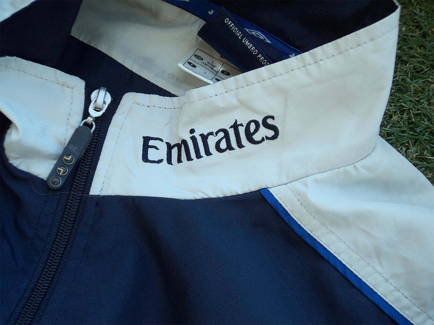 2003-2004 Chelsea Training Track jacket - Large