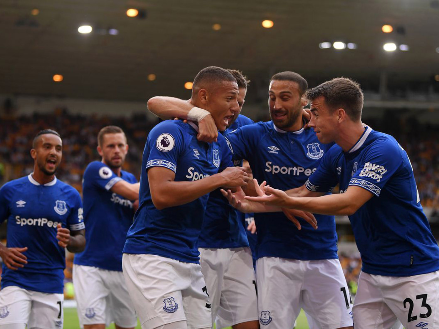 2018-2019 Everton home shorts - Large
