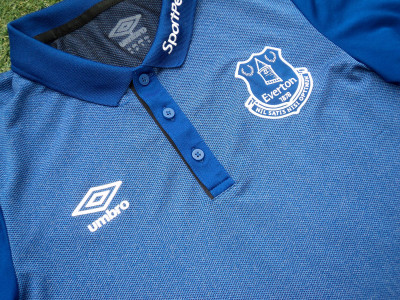 2018-2019 Everton polo shirt - Medium (Slim/tight fit)