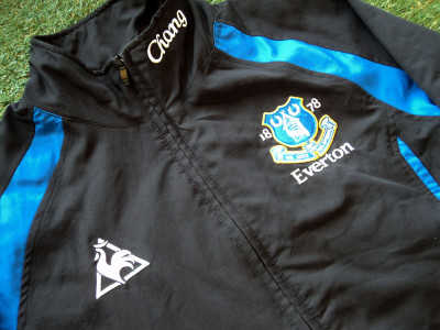 2010-2011 Everton training jacket - Medium (38" - 40")