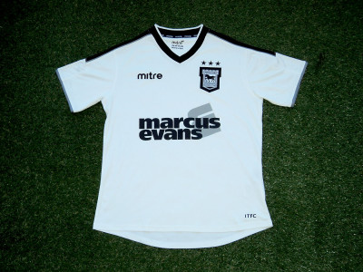 2012-2013 Ipswich away shirt - Small