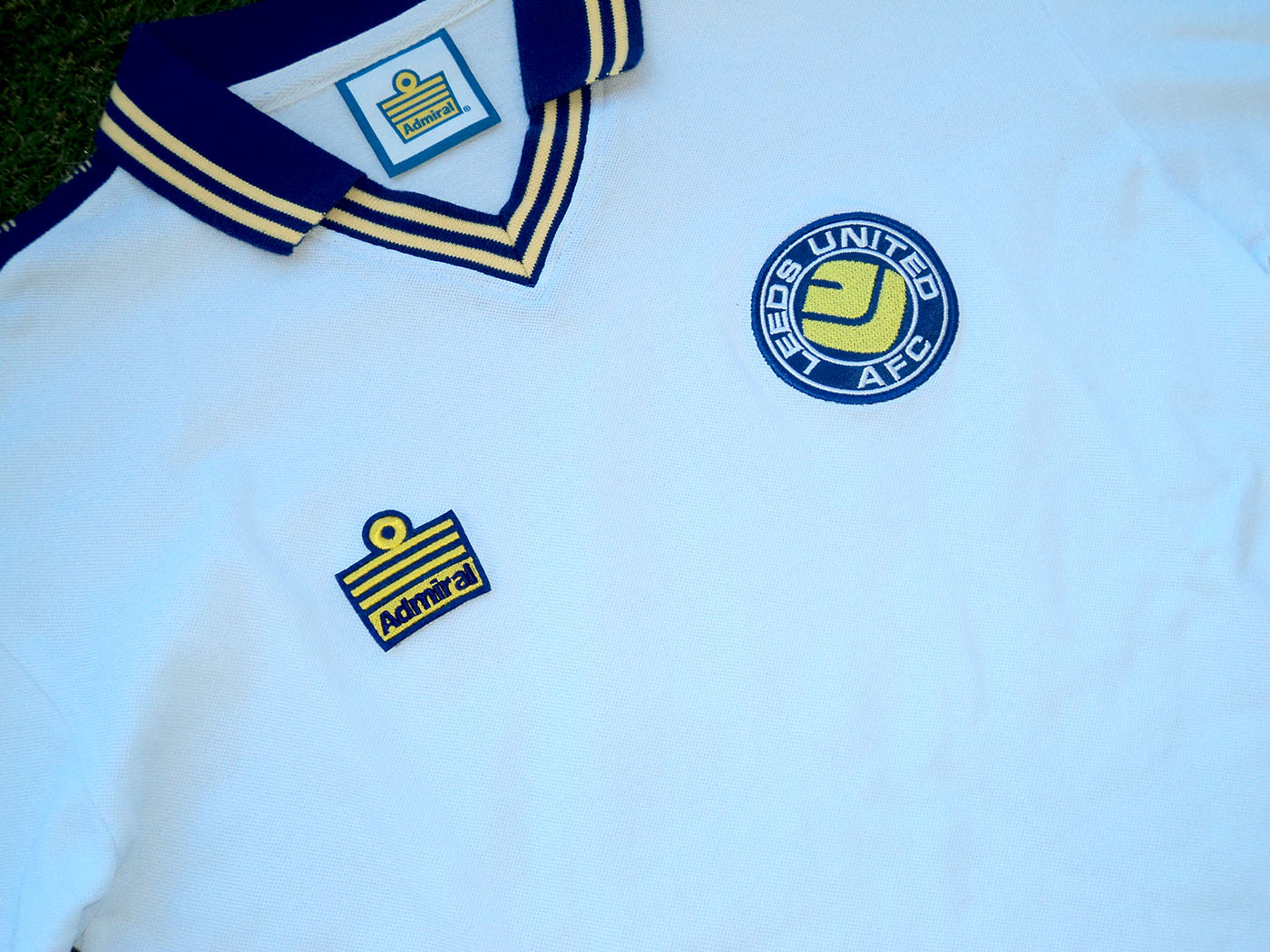1978-1979 Leeds United Official Reissued home shirt - Large