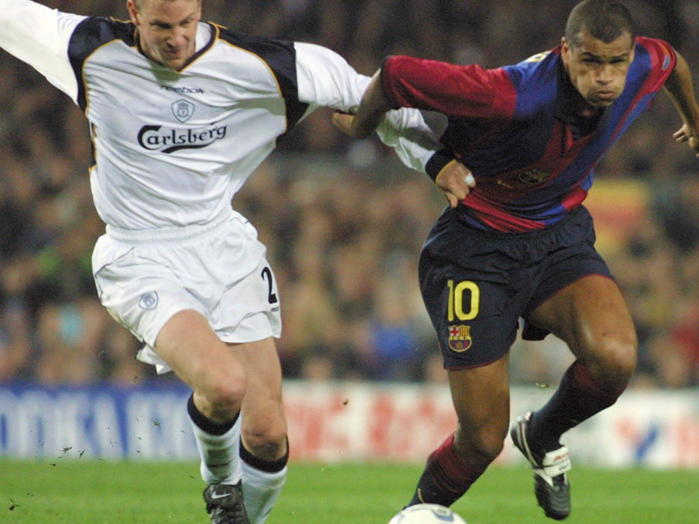 2001-2003 Liverpool away shirt - Medium