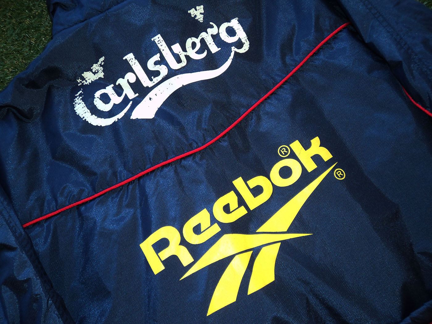 1996-97 Liverpool Reebok Padded Bench Coat - Medium
