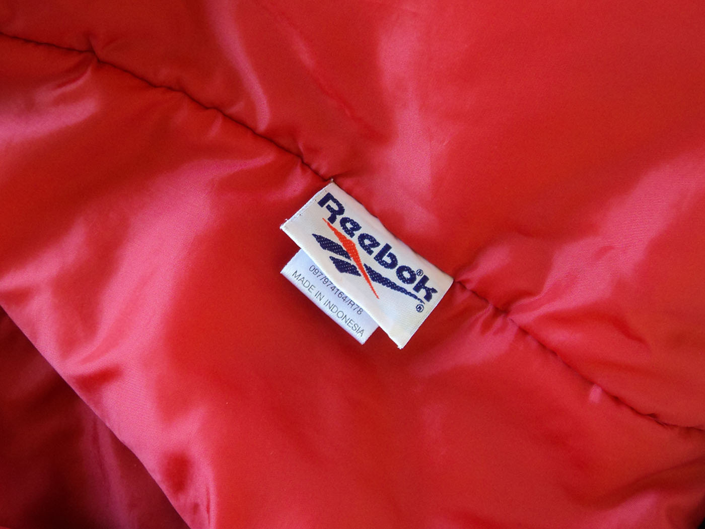 1996-97 Liverpool Reebok Padded Bench Coat - Medium