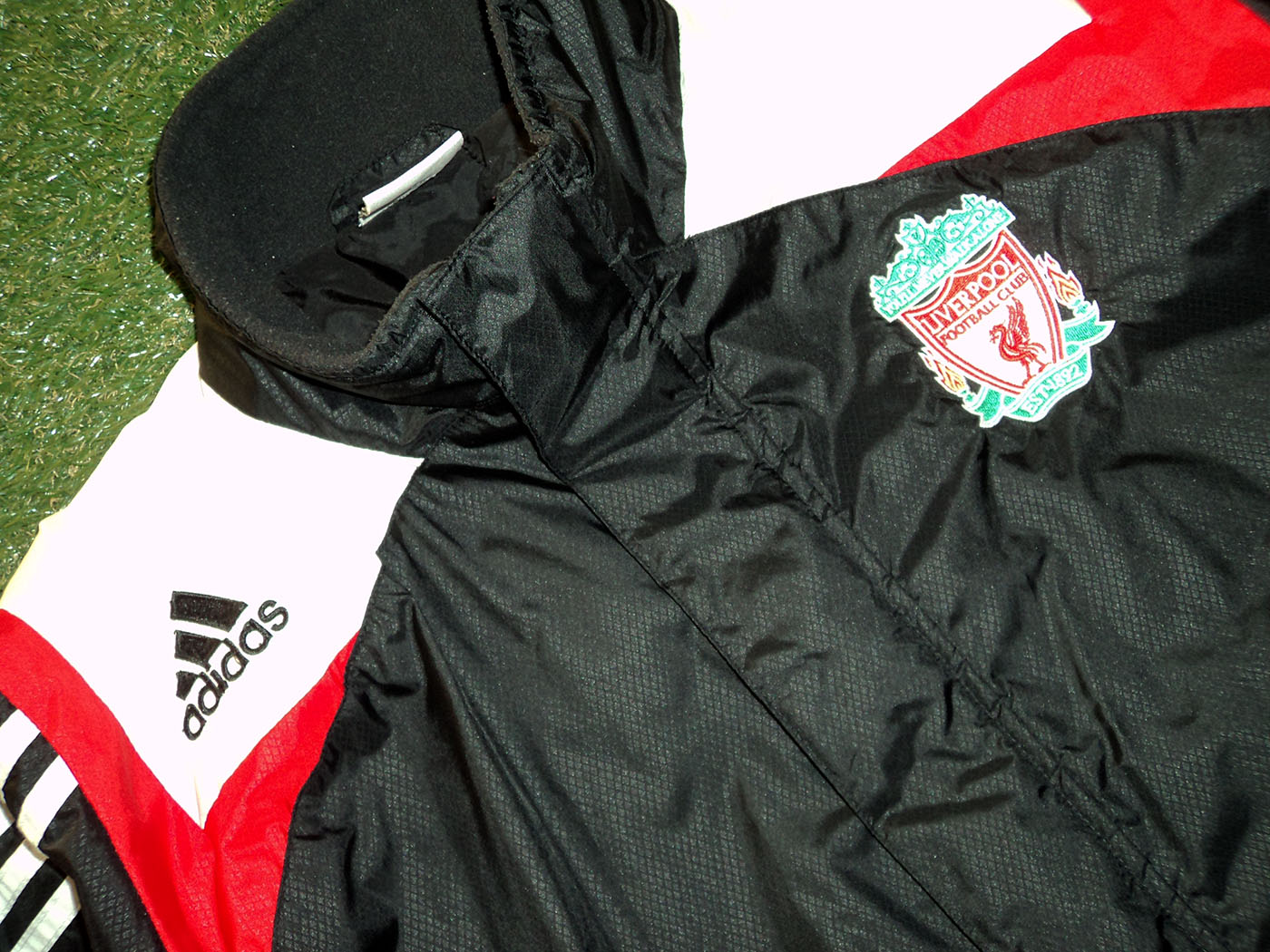2007-2008 Liverpool padded bench coat - Large (42"-44")