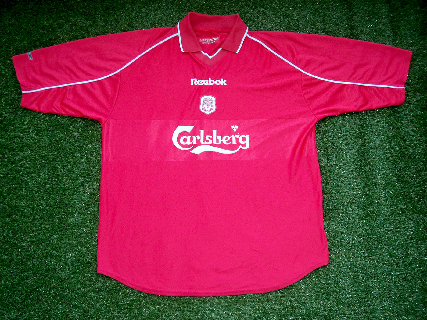2000-2002 Liverpool home shirt - XLarge (46" - 48")