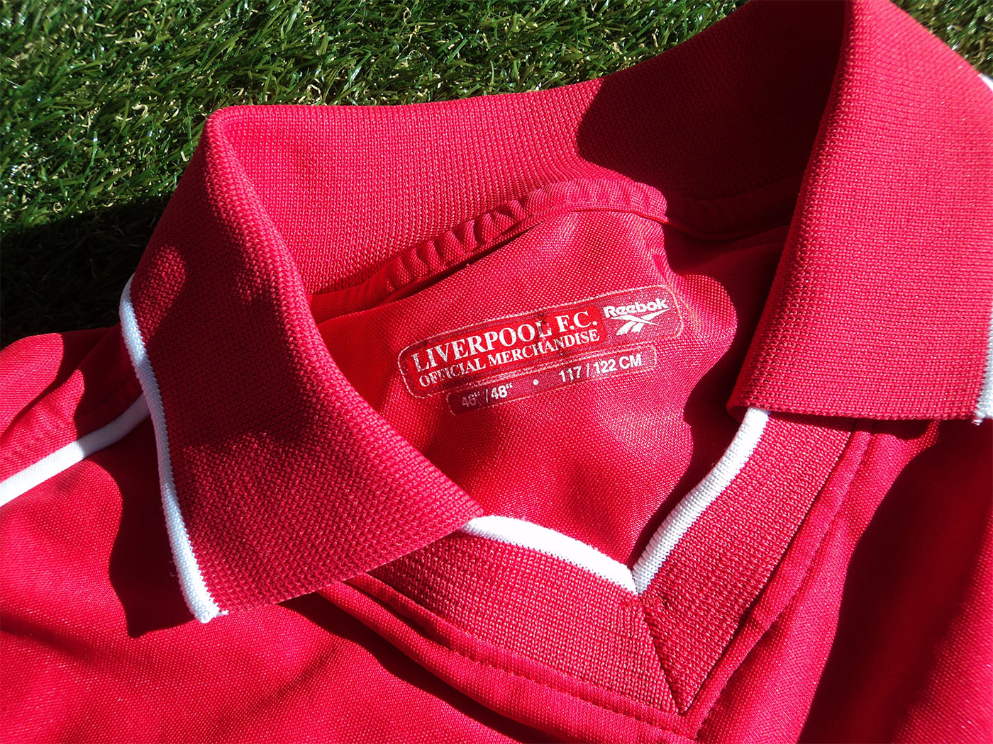 2000-2002 Liverpool home shirt - XLarge (46" - 48")