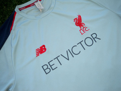 2018-2019 Liverpool training shirt - XLarge