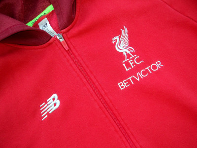 2018-2019 Liverpool zipped hoodie - XLarge
