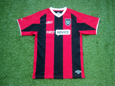 2003-2004 Manchester City away shirt - Small