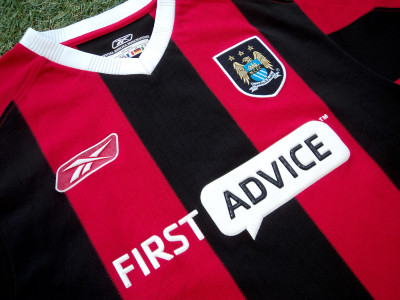 2003-2004 Manchester City away shirt - Small