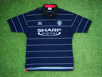 1999-2000 Manchester United away shirt - Medium