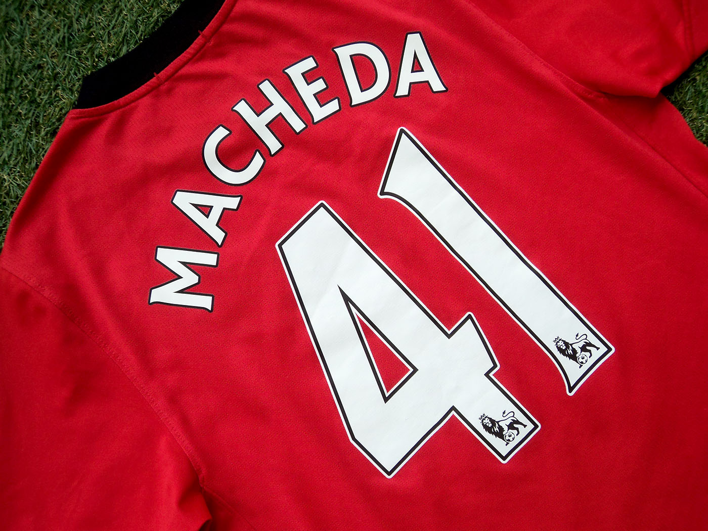 2009-2010 Manchester United home shirt Nr41 Macheda - Small