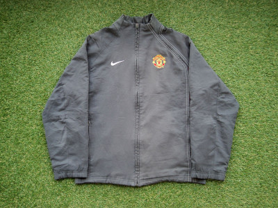 2004-2005 Manchester United track jacket - Medium