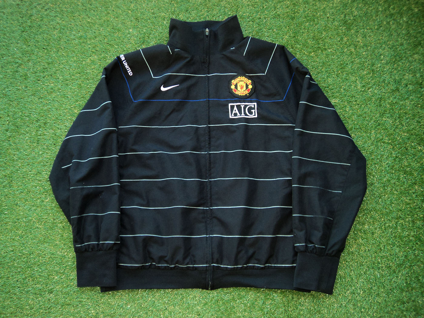 2008-2009 Μάντσεστερ Γιουνάιτεντ ζακέτα - XLarge