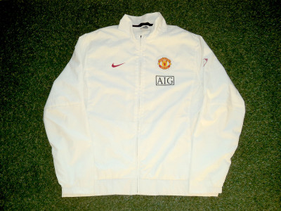 2009-2010 Manchester United track jacket - XXLarge