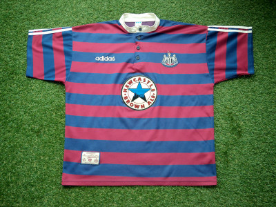 1995-1996 Νιουκάστλ Γιουνάιτεντ εκτός έδρας φανέλα - XLarge