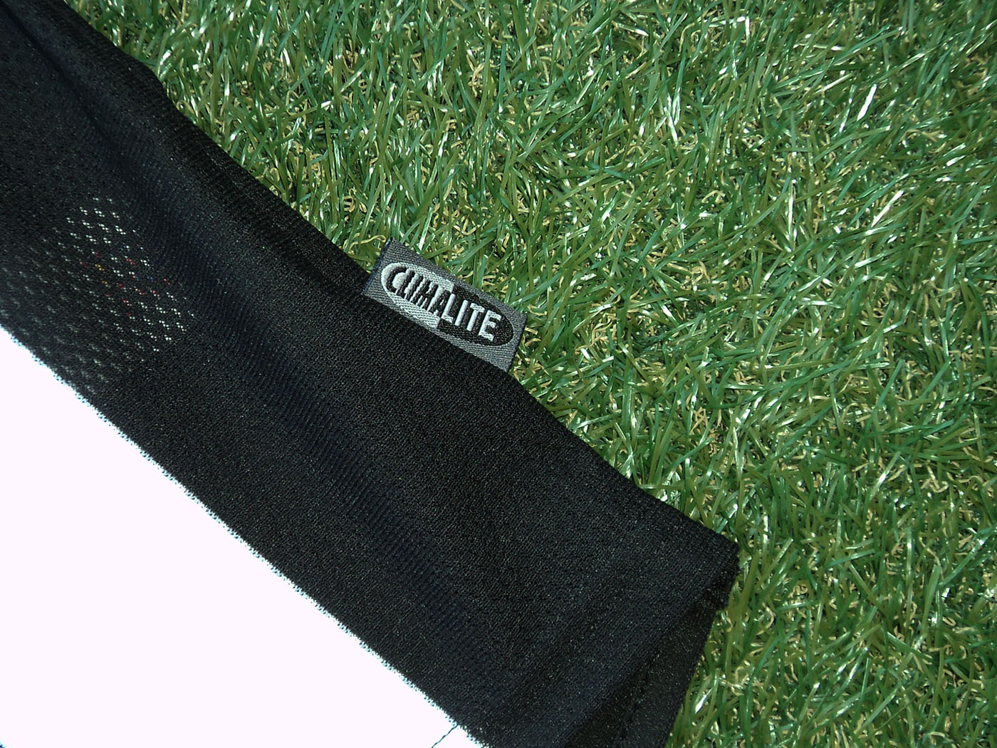 2003-2005 Νιουκάστλ Γιουνάιτεντ εντός έδρας φανέλα - Medium