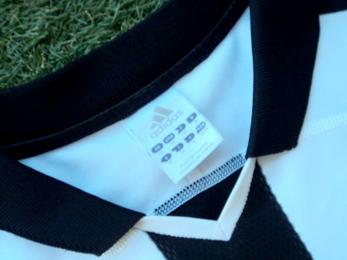 2003-2005 Νιουκάστλ Γιουνάιτεντ εντός έδρας φανέλα - Medium