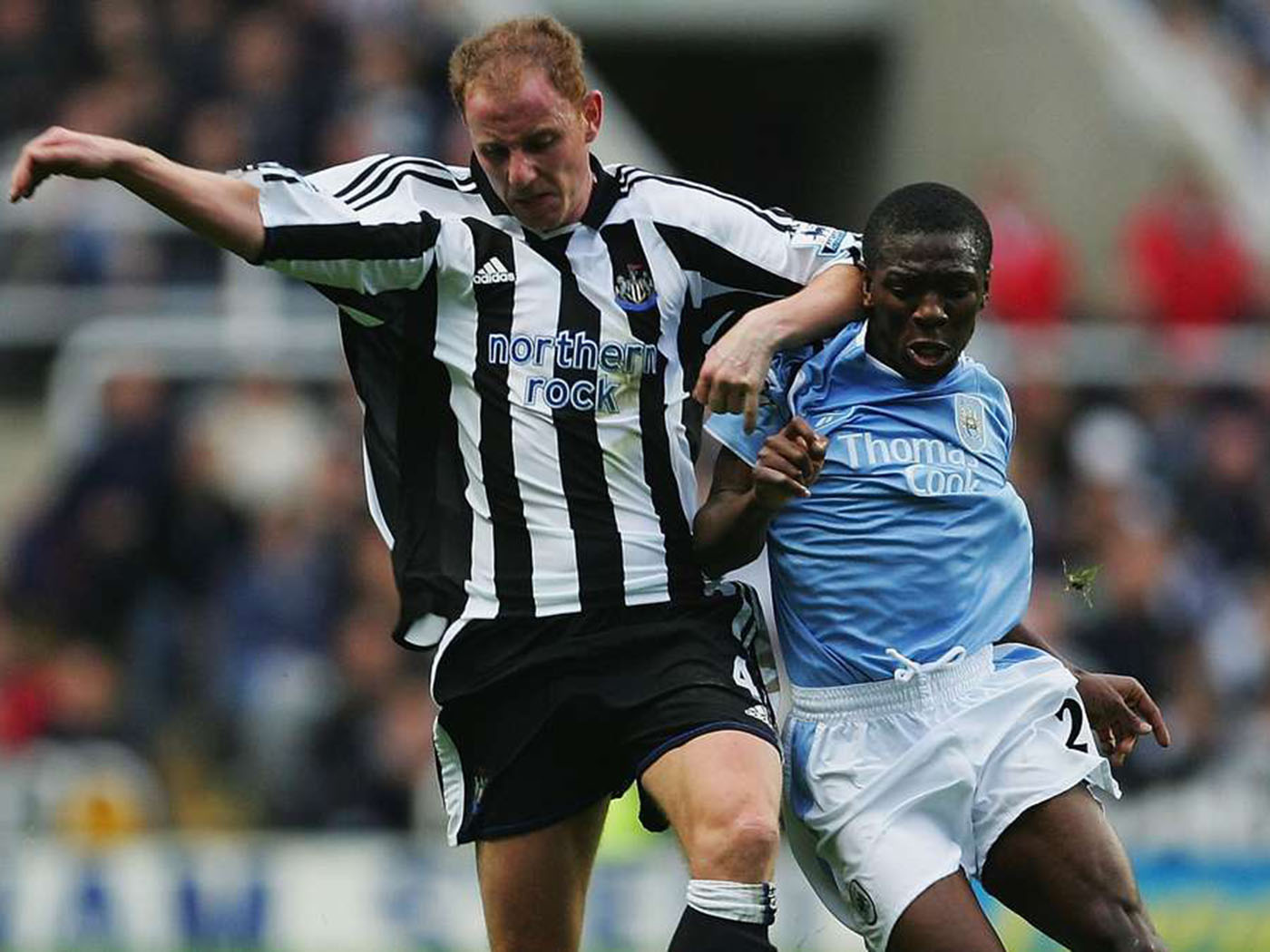 2003-2005 Νιουκάστλ Γιουνάιτεντ εντός έδρας φανέλα - Medium 2003-2005 Νιουκάστλ Γιουνάιτεντ εντός έδρας φανέλα - Medium