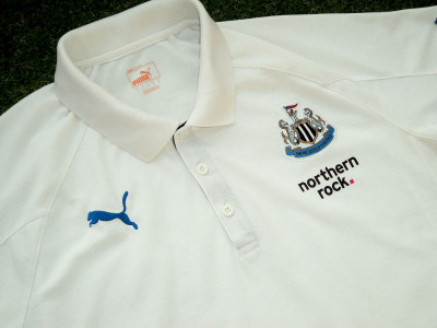 2010-2011 Newcastle United polo shirt - Large