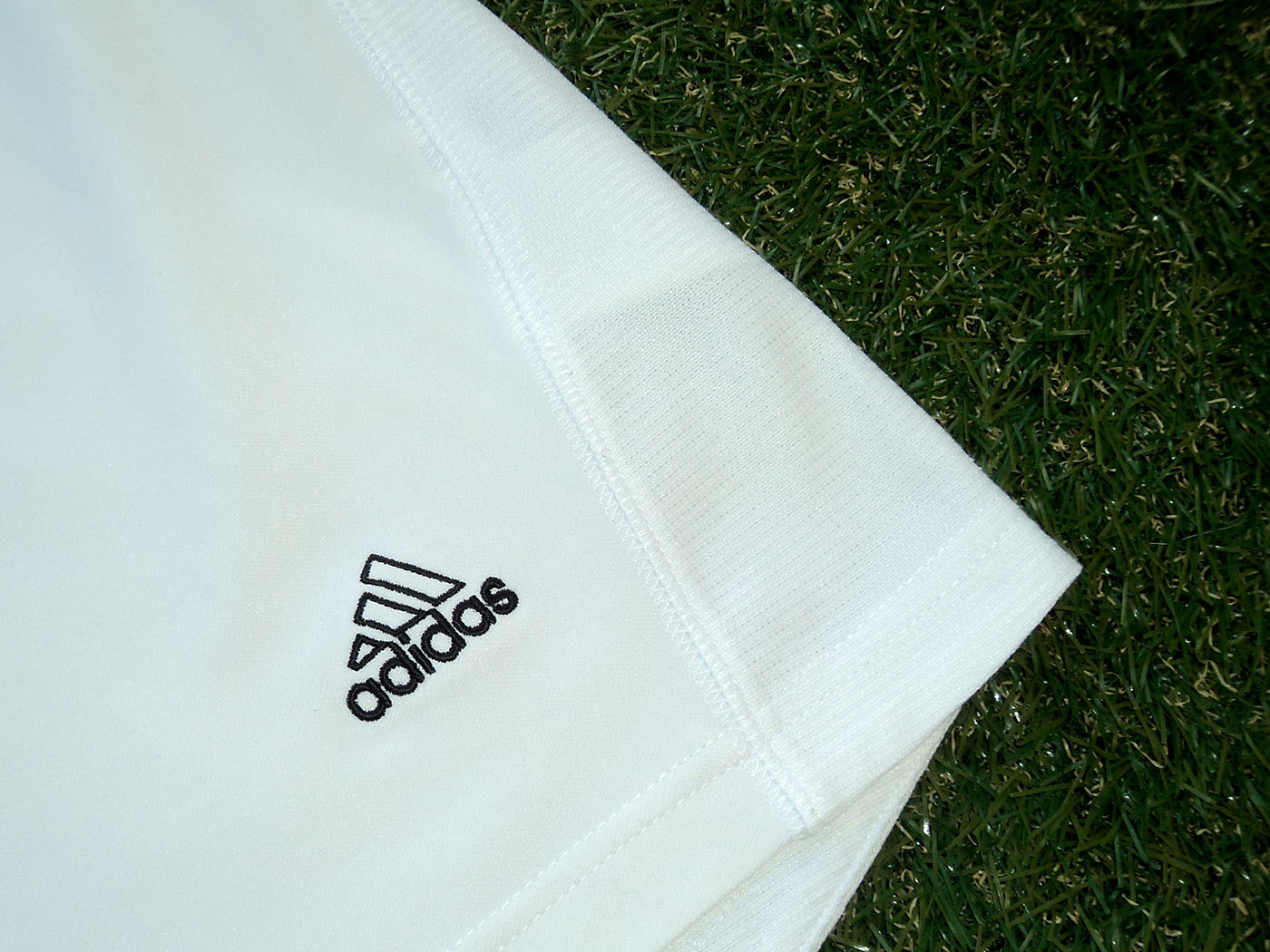 2003-2004 Νιουκάστλ προπονητική φανέλα - XLarge