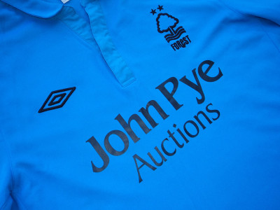 2012-2013 Nottingham Forest away shirt - Large