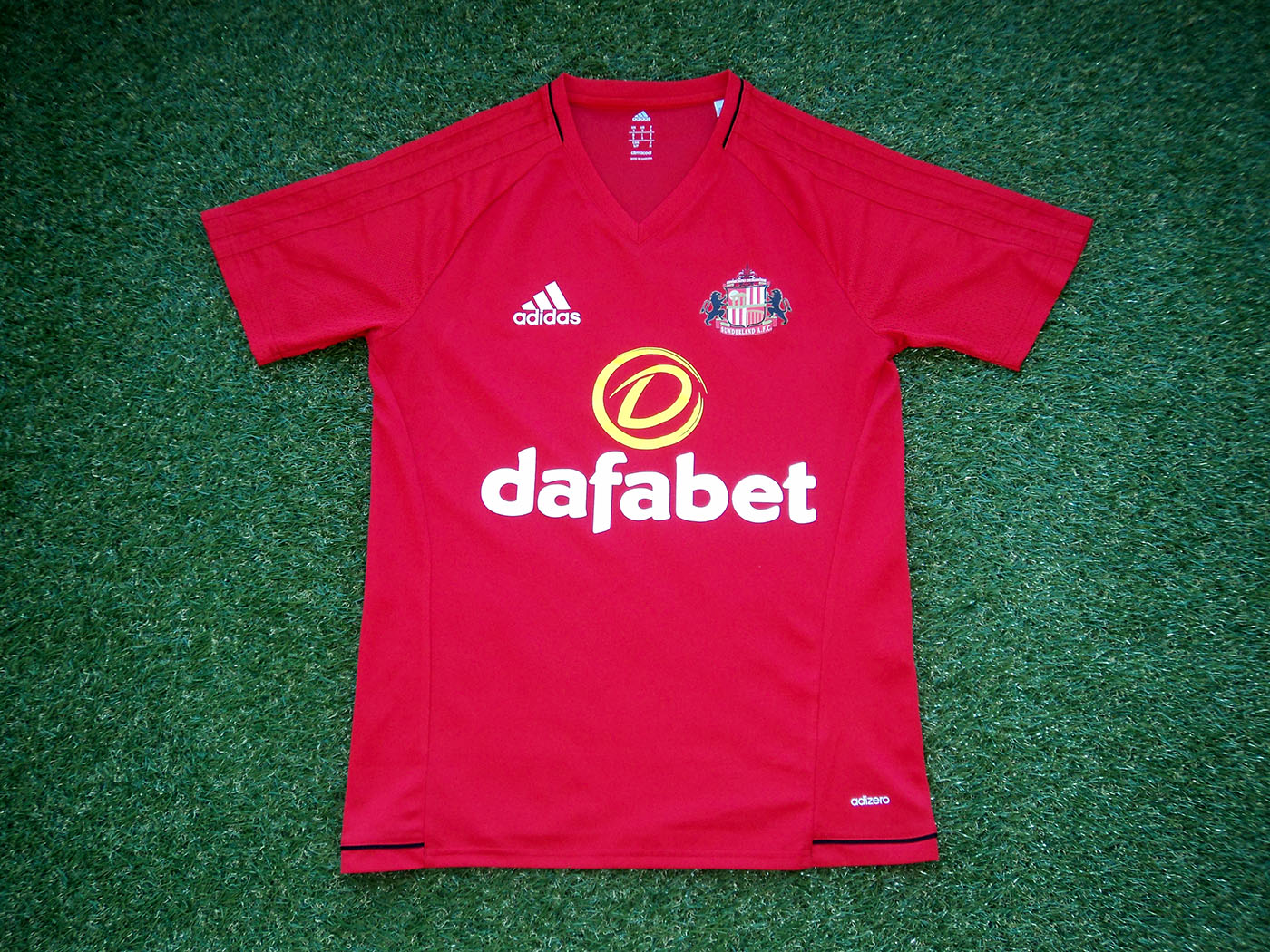 2017-2018 Sunderland training shirt - Small