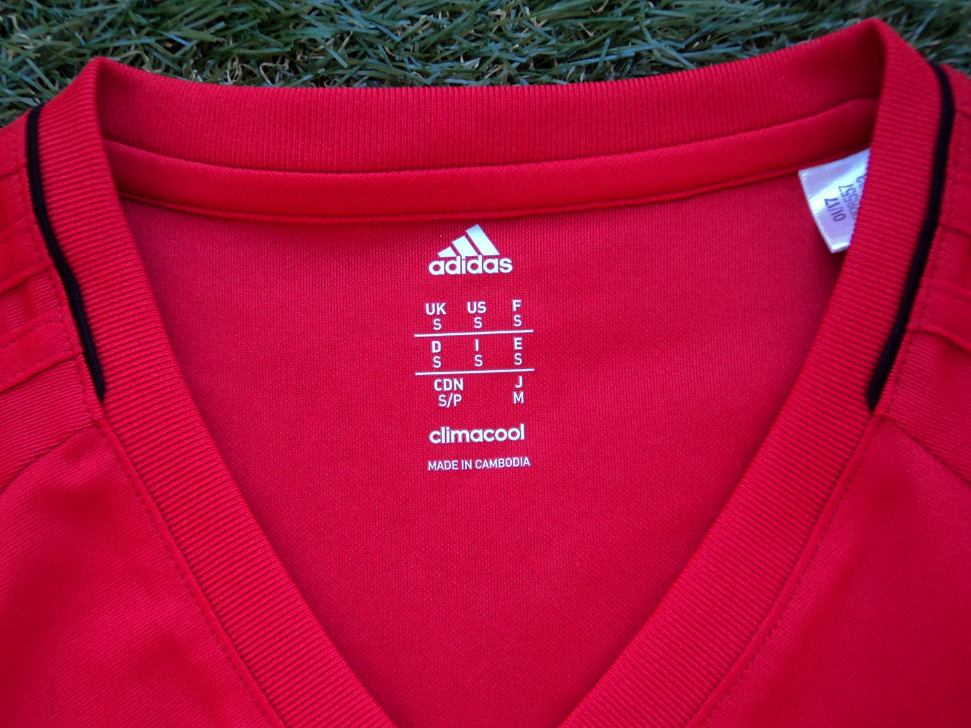 2017-2018 Sunderland training shirt - Small