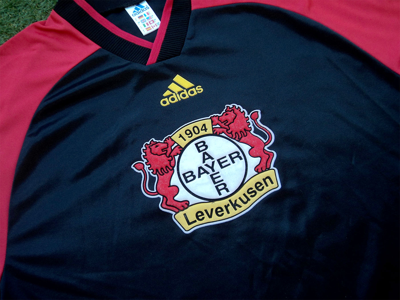 1998-1999 Bayer Leverkusen Training shirt - Large