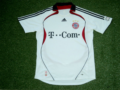 2006-2007 Bayern Munich away shirt - Large