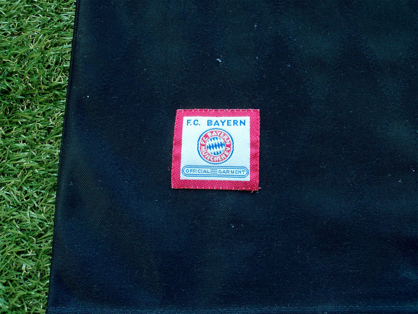 1997-1999 Bayern Munich away shirt - Medium