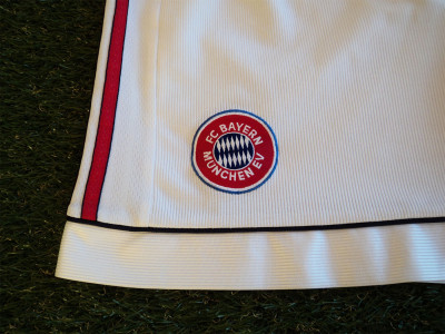 1998-2000 Bayern Munich away shorts - Medium
