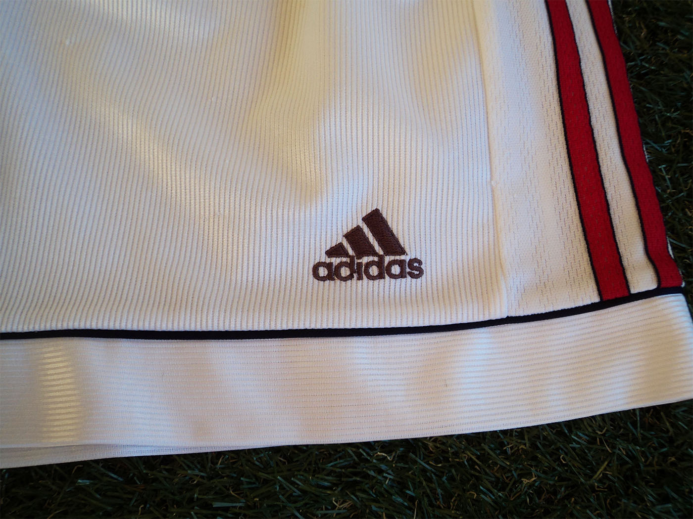 1998-2000 Bayern Munich away shorts - Medium