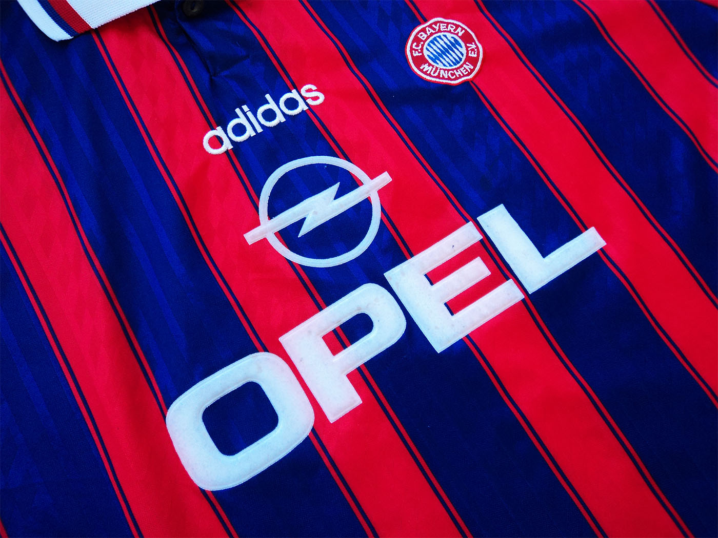 1995-1997 Bayern Munich home shirt - XXLarge