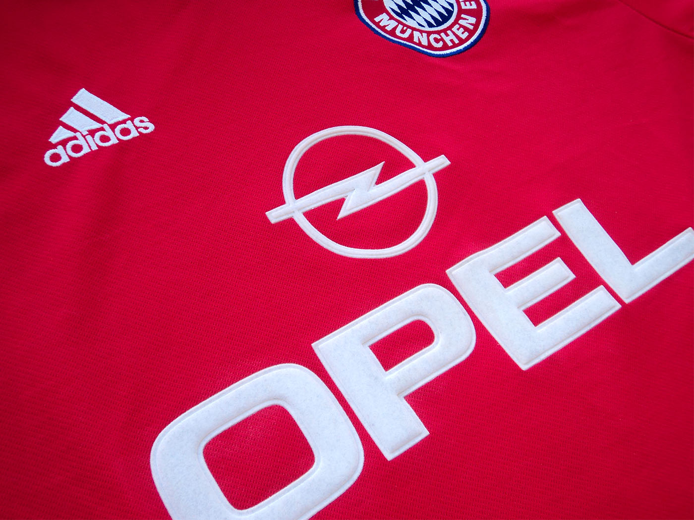 1999-2001 Bayern Munich home shirt - Medium