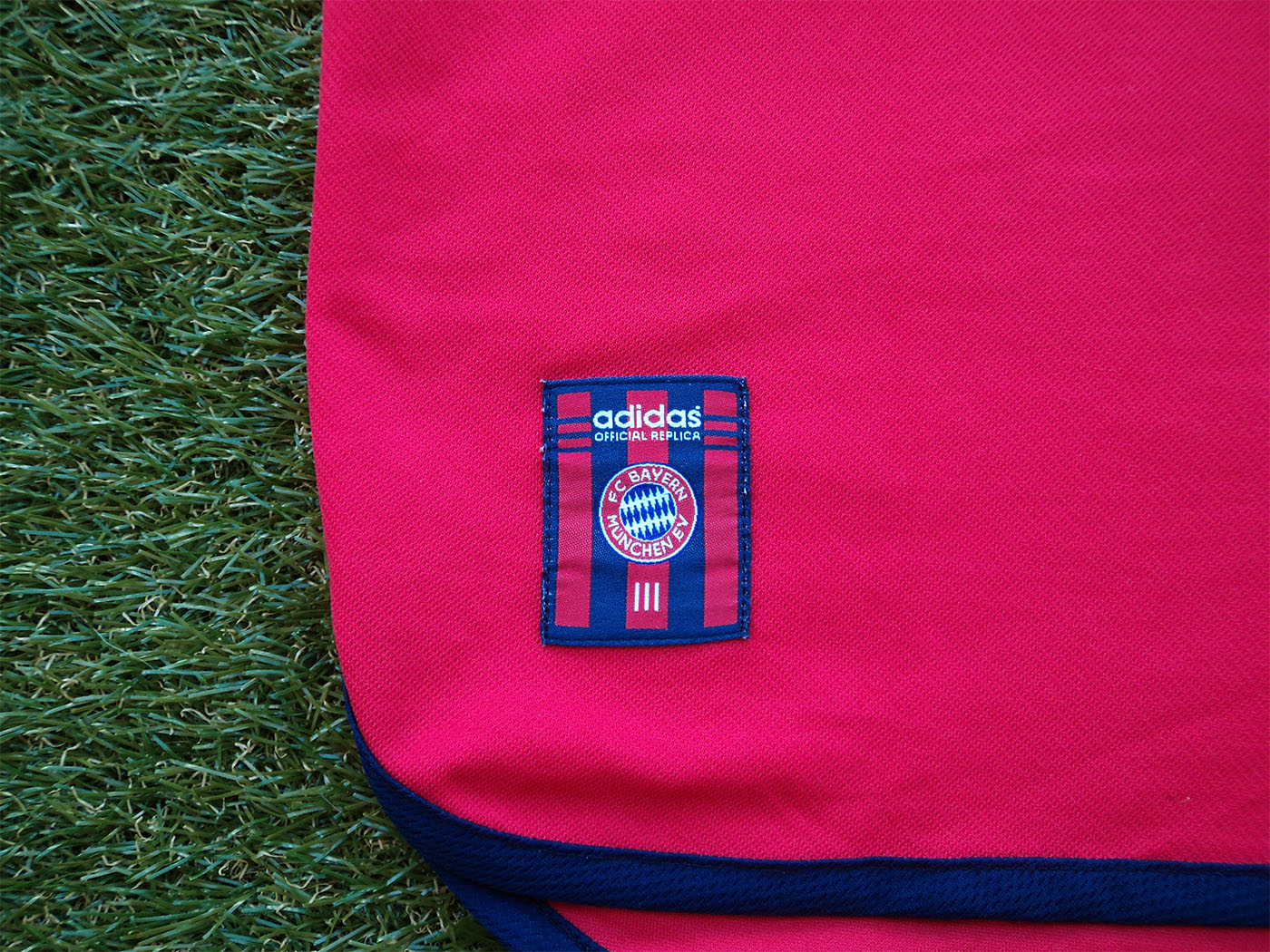 1999-2001 Bayern Munich home shirt - Medium