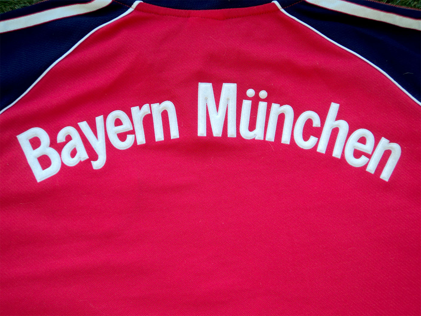 1999-2001 Bayern Munich home shirt - Medium