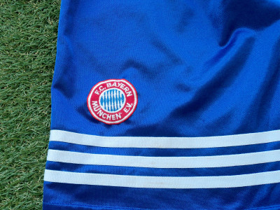 1995-1997 Bayern Munich home shorts - XLarge