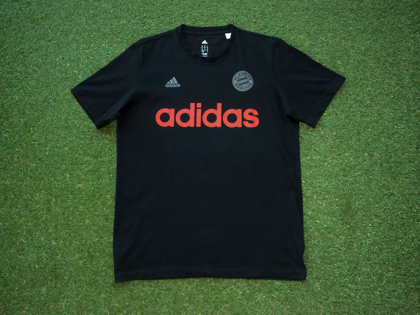 2014-2015 Μπάγερν Μονάχου T-shirt - Medium (2)