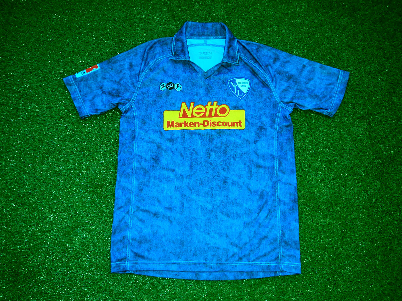 2010-2011 VFL Bochum home shirt Nr 33 Semlits - Medium