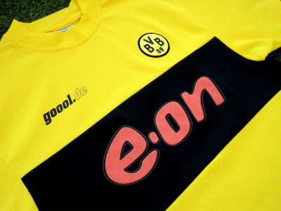 2002-2003 Borussia Dortmund home shirt - Medium